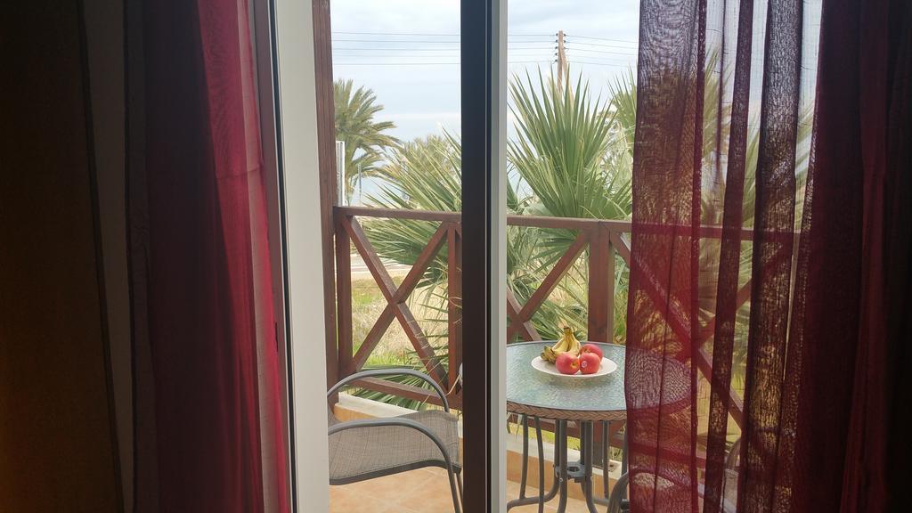 Polis G&E Beach Apartments المظهر الخارجي الصورة
